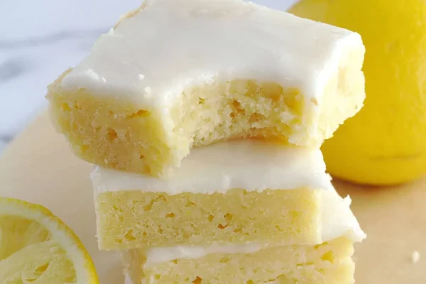 Easy Fudgy Lemon Brownies 